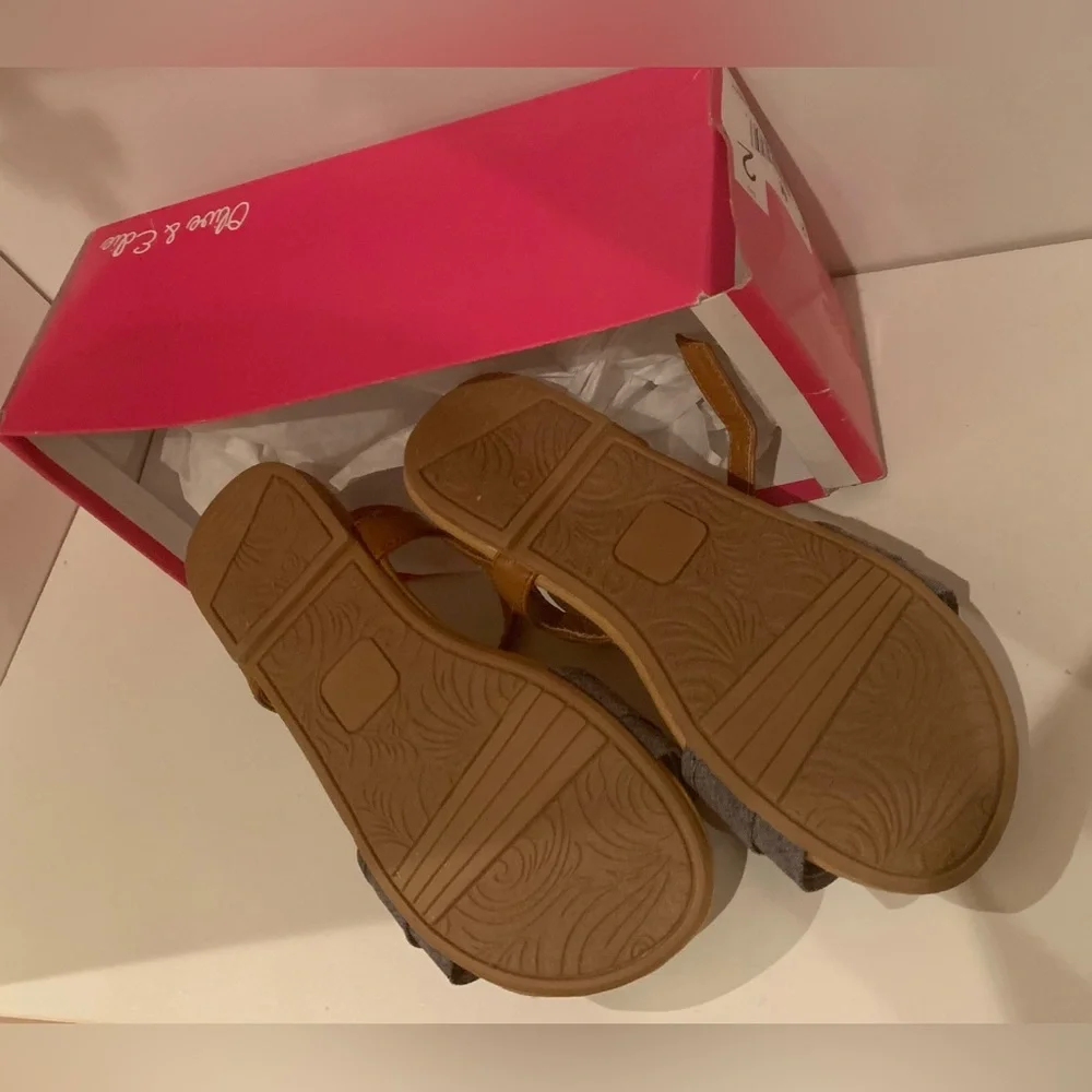 Olive & Edie Girls Denim Chambray Sandal size 2 NEW